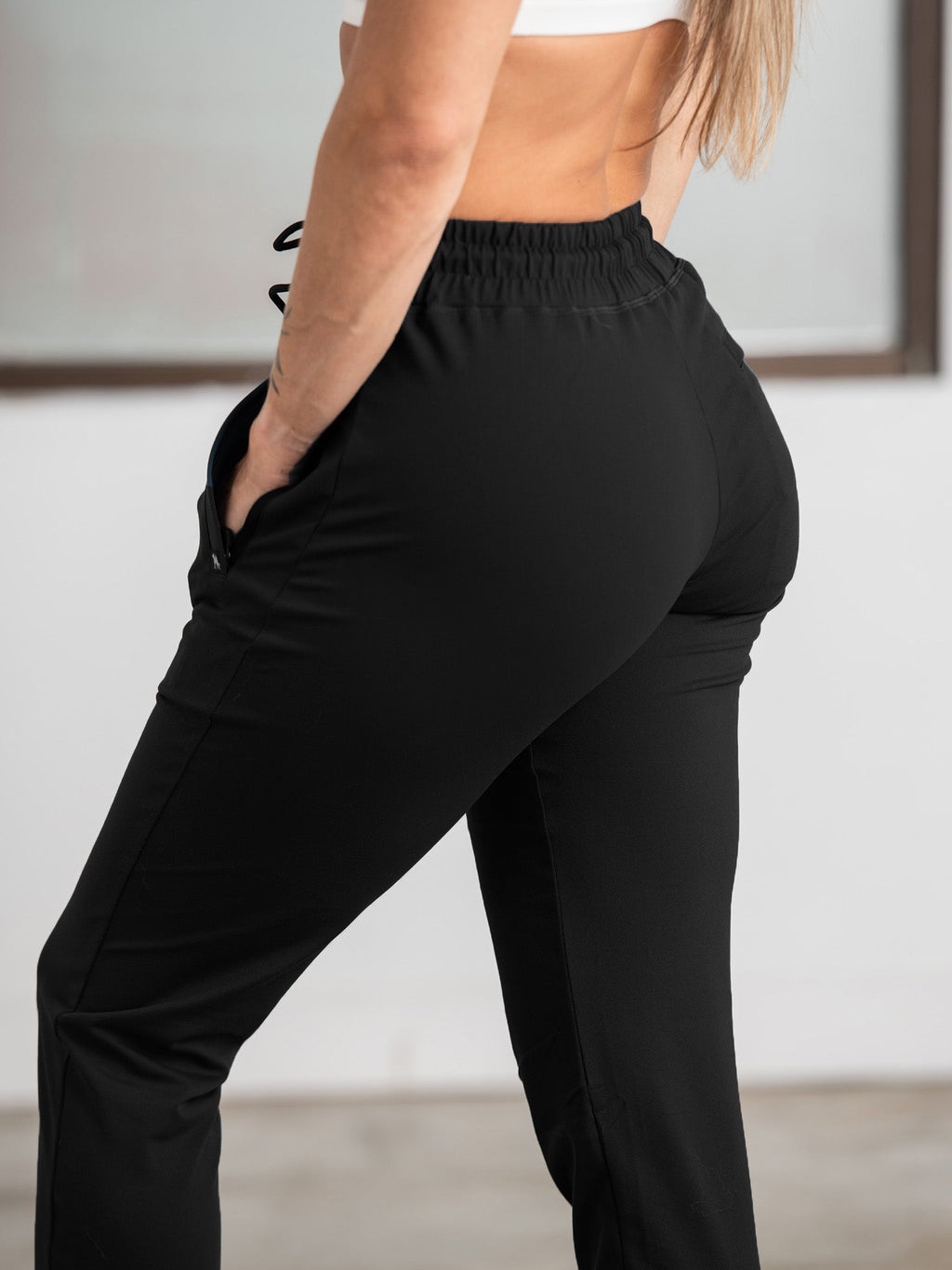 Women's Strike Joggers